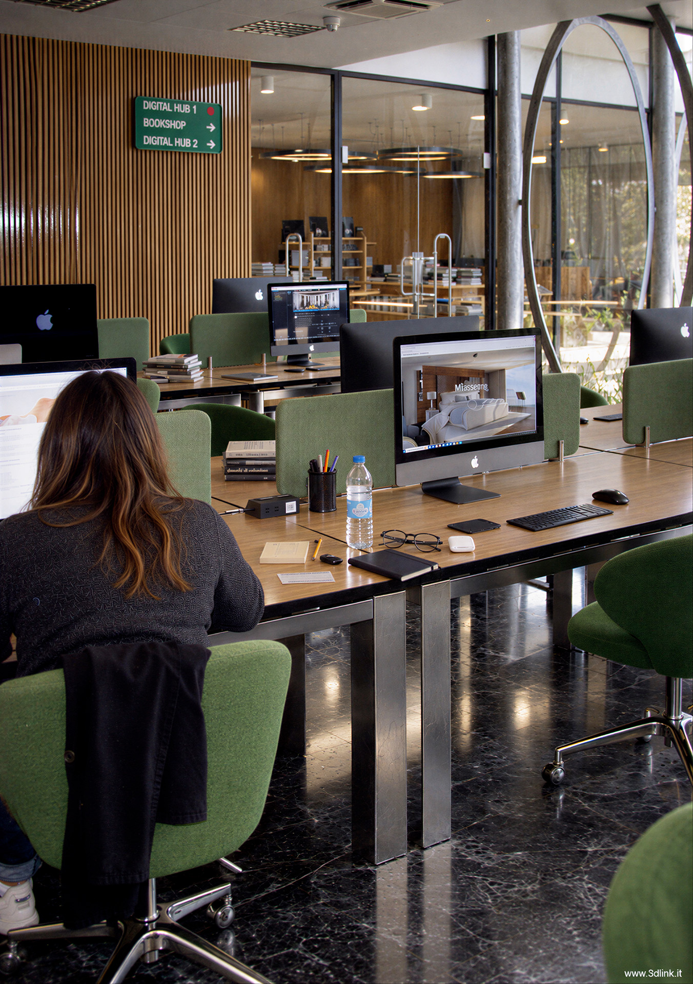 Library2b - Rendering 3D CGI di Marco Lazzarini